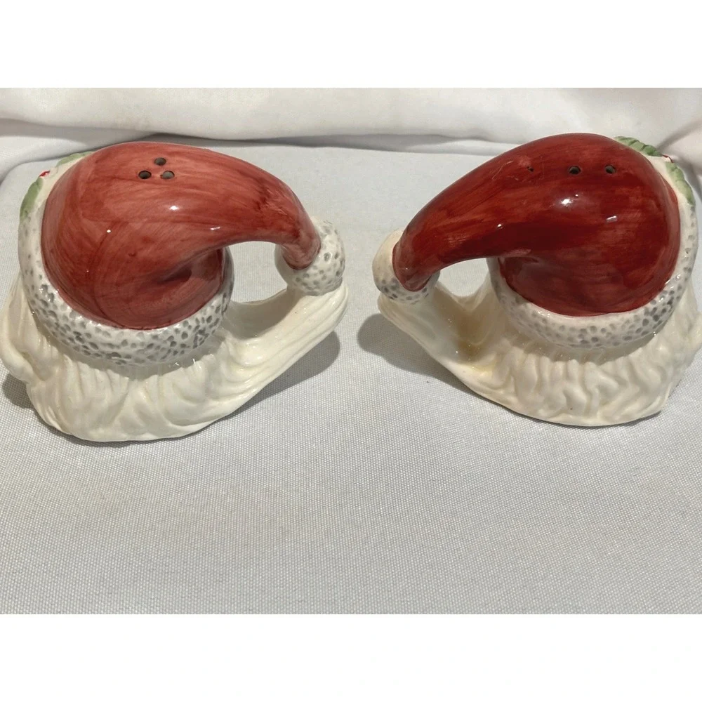 Vintage 1997 Ceramic Santa‎ Claus Salt and Pepper Shaker Set Christmas Retro
